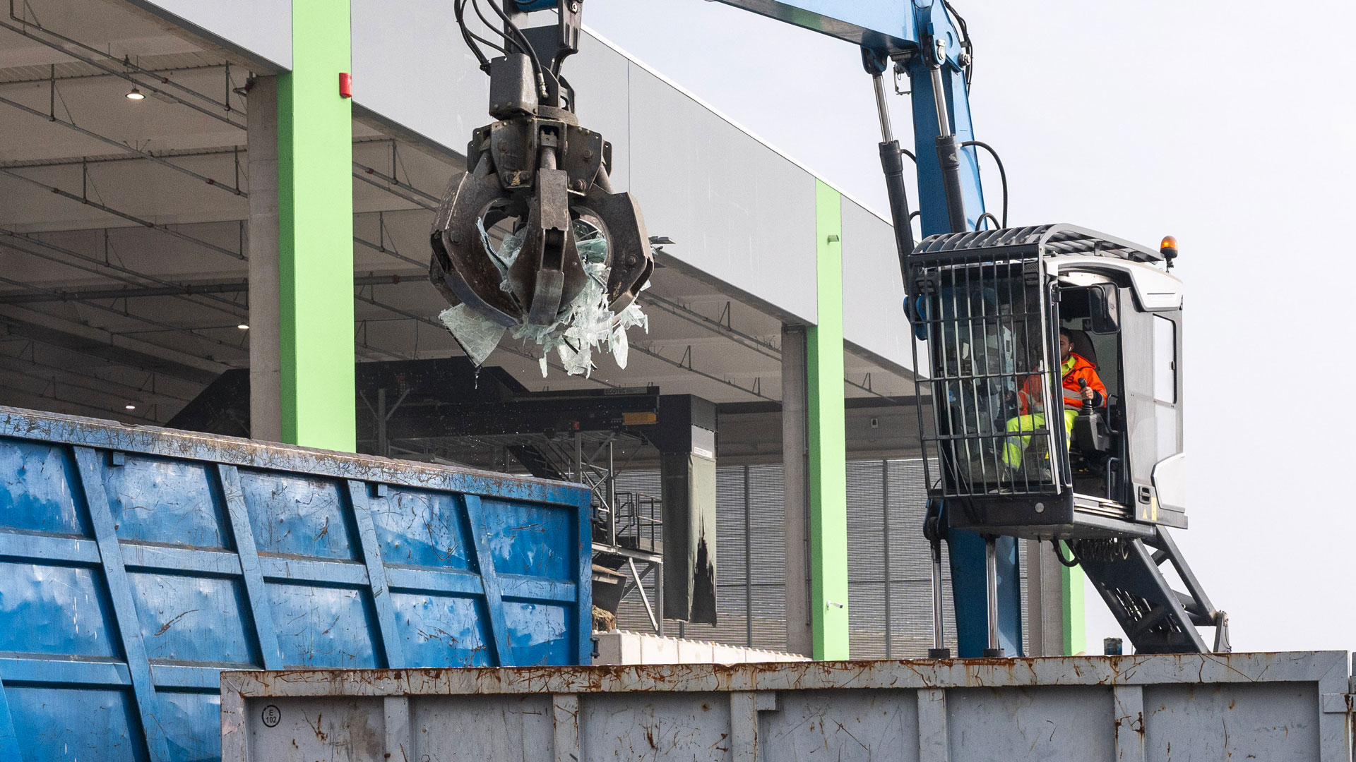 immagine gestione rifiuti industriali